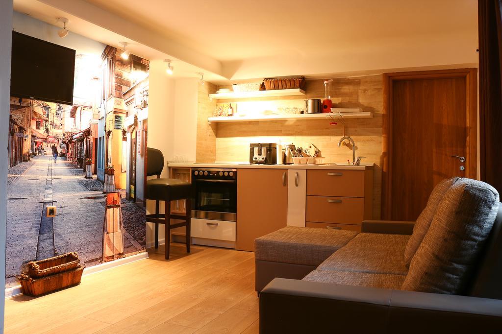 Old Corner Apartments Сараево Номер фото